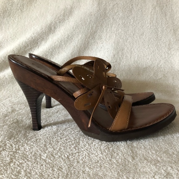 Enzo Angiolini Wooden heeled Tan strappy sandals - Picture 2 of 7